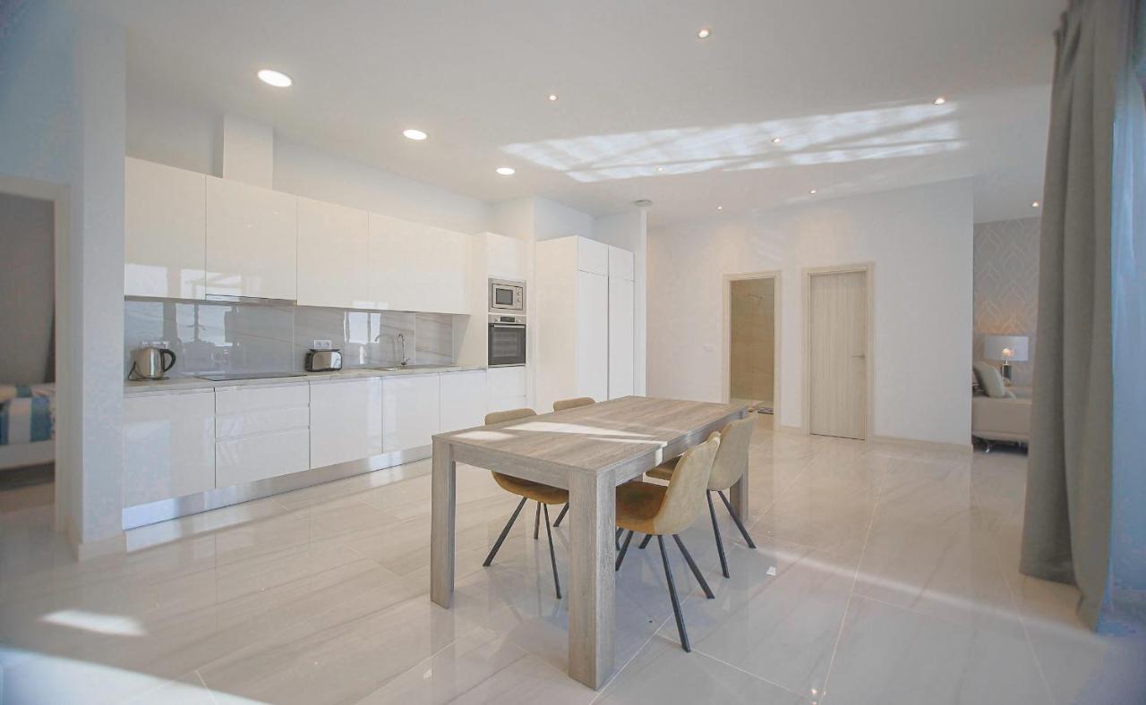 Atlantico Plaza Suite 6A - 2 Beds - 2 Baths Puerto del Carmen  Eksteriør billede